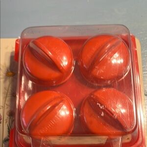 Set of 4 Egglettes Red  Container Set